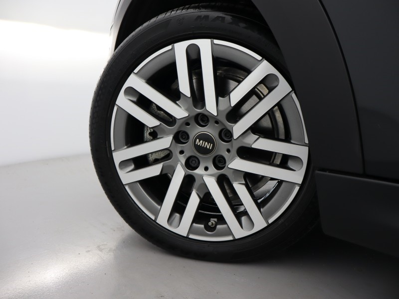 2024 (74) MINI COOPER 2.0 S Classic 3dr Auto 4709802