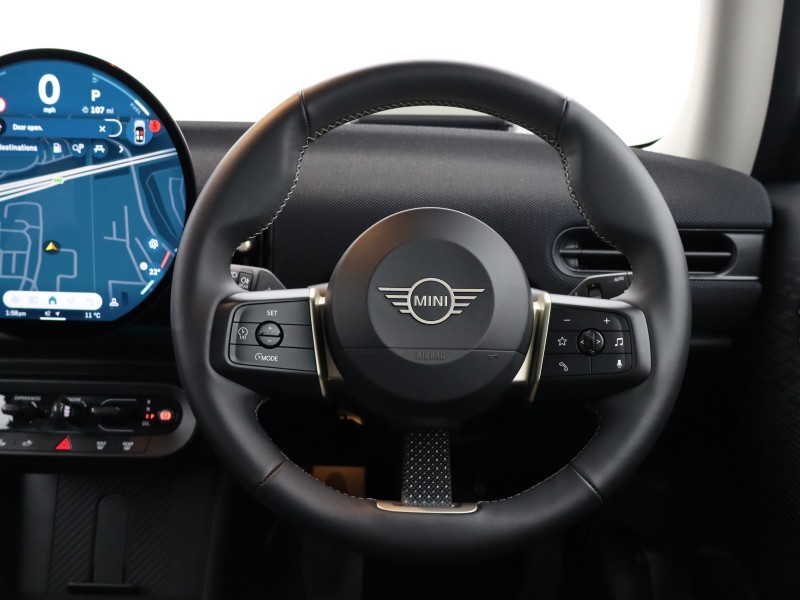 2024 (74) MINI COOPER 2.0 S Classic 3dr Auto 4709808