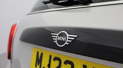 2022 (22) MINI HATCHBACK 1.5 Cooper Classic 3dr Auto 4696177
