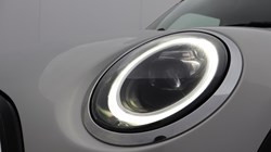 2022 (22) MINI HATCHBACK 1.5 Cooper Classic 3dr Auto 4696183