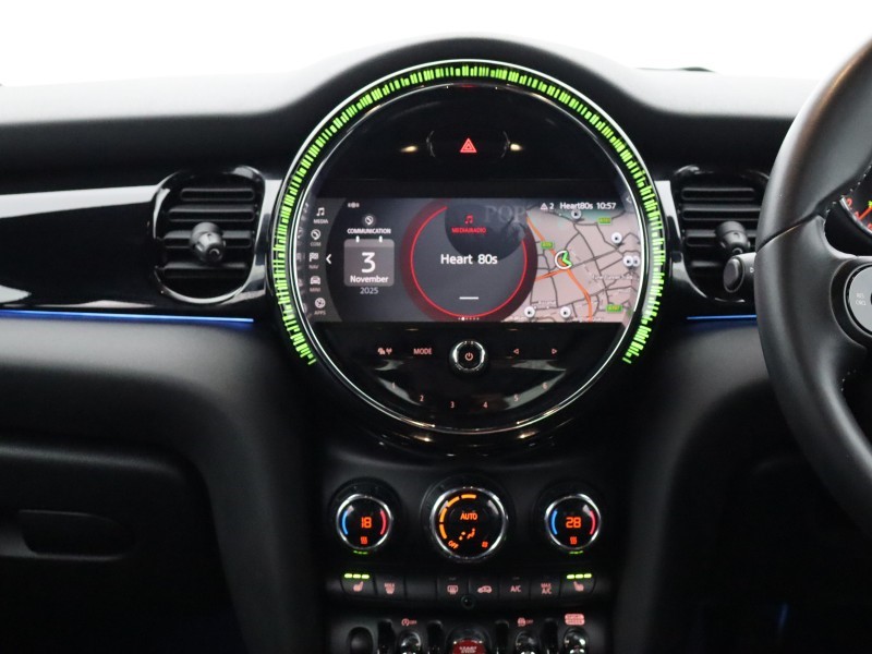 2022 (22) MINI HATCHBACK 1.5 Cooper Sport 5dr Auto 4735920