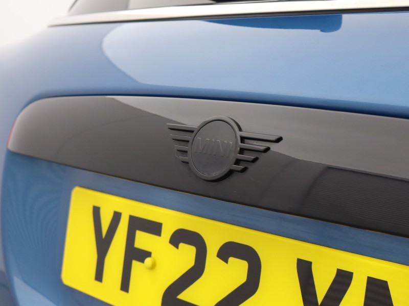 2022 (22) MINI HATCHBACK 1.5 Cooper Sport 5dr Auto 4735905