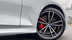 2025 (25) BMW 3 SERIES 320i M Sport 5dr Step Auto 4689355