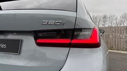 2025 (25) BMW 3 SERIES 320i M Sport 5dr Step Auto 4689353