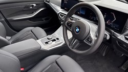 2025 (25) BMW 3 SERIES 320i M Sport 5dr Step Auto 4689312