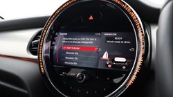 2022 (22) MINI HATCHBACK 1.5 Cooper Exclusive 5dr Auto 4762857