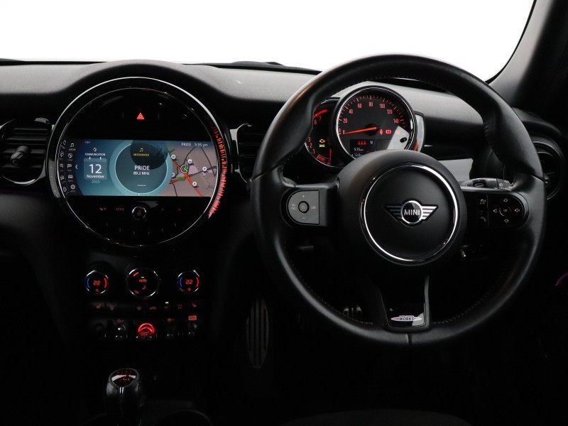 2022 (22) MINI HATCHBACK 1.5 Cooper Sport 5dr 4773379