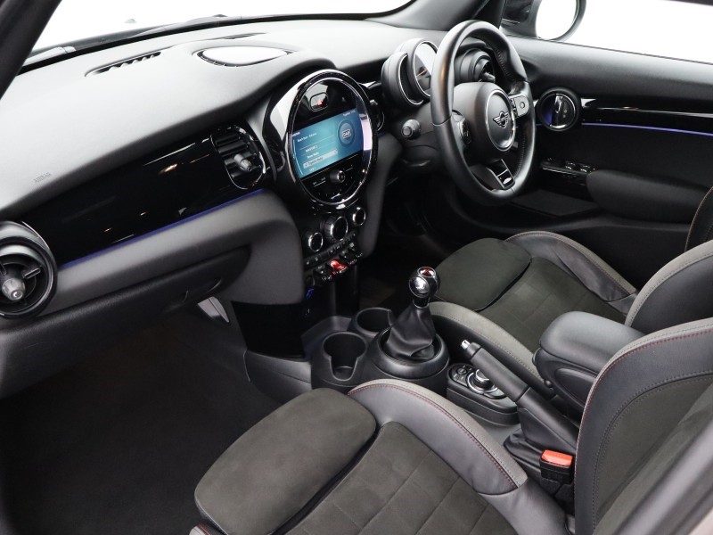 2022 (22) MINI HATCHBACK 1.5 Cooper Sport 5dr 4773367