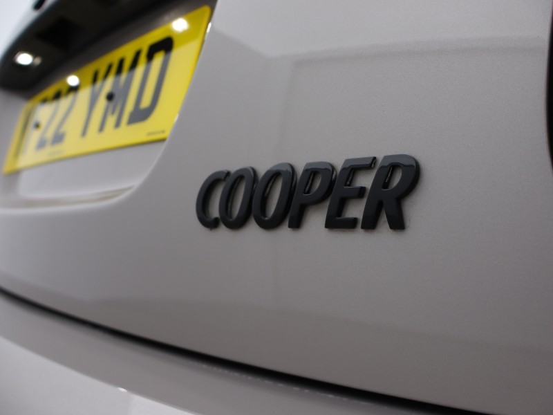 2022 (22) MINI HATCHBACK 1.5 Cooper Sport 5dr 4773358