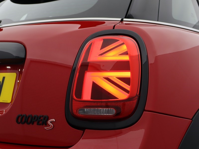 2021 (71) MINI HATCHBACK 2.0 Cooper S Sport 5dr Auto 4741853