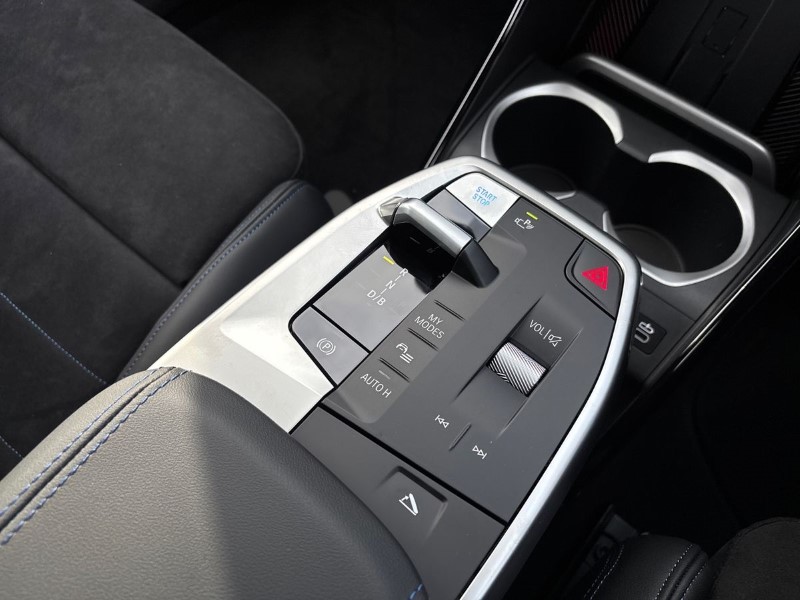 2025 (25) BMW iX2 230kW xDrive30 M Sport 65kWh 5dr Auto 4712094