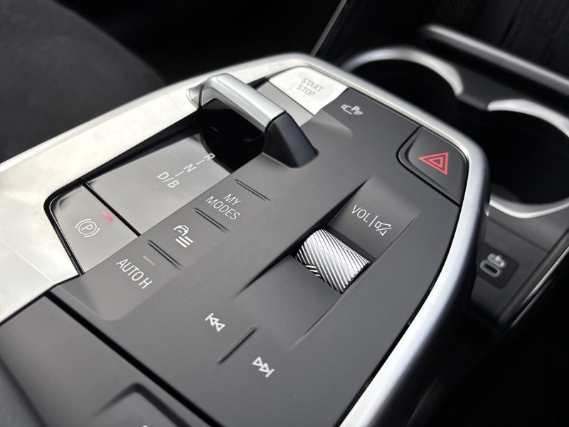 2025 (25) BMW iX2 230kW xDrive30 M Sport 65kWh 5dr Auto 4712119