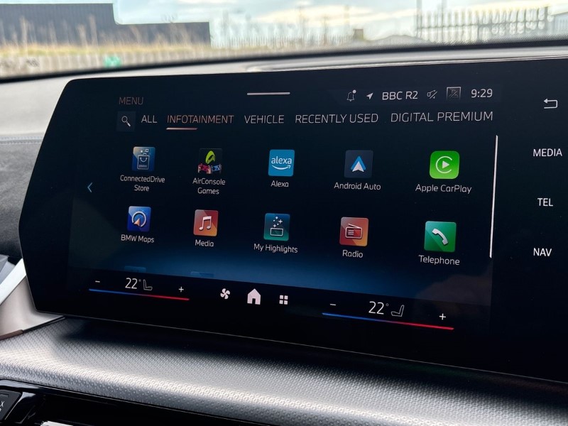 2025 (25) BMW iX2 230kW xDrive30 M Sport 65kWh 5dr Auto 4712143