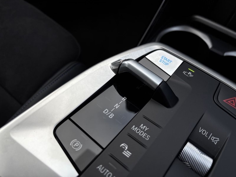 2025 (25) BMW iX2 230kW xDrive30 M Sport 65kWh 5dr Auto 4712117