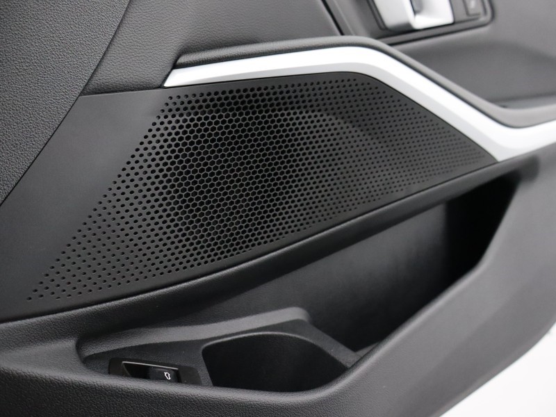 2025 (25) BMW 3 SERIES 320i M Sport 5dr Step Auto 4734942