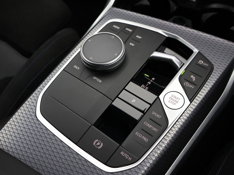 2025 (25) BMW 3 SERIES 320i M Sport 5dr Step Auto 4734958