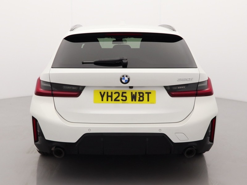 2025 (25) BMW 3 SERIES 320i M Sport 5dr Step Auto 4734922