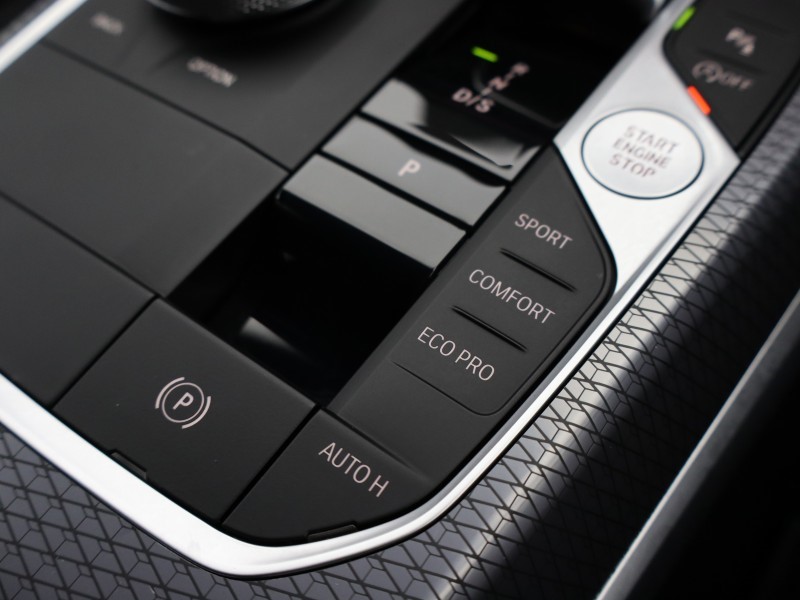 2025 (25) BMW 3 SERIES 320i M Sport 5dr Step Auto 4734961