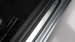 2025 (25) BMW 3 SERIES 320i Sport 4dr Step Auto 4735204