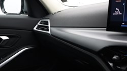 2025 (25) BMW 3 SERIES 320i Sport 4dr Step Auto 4735233