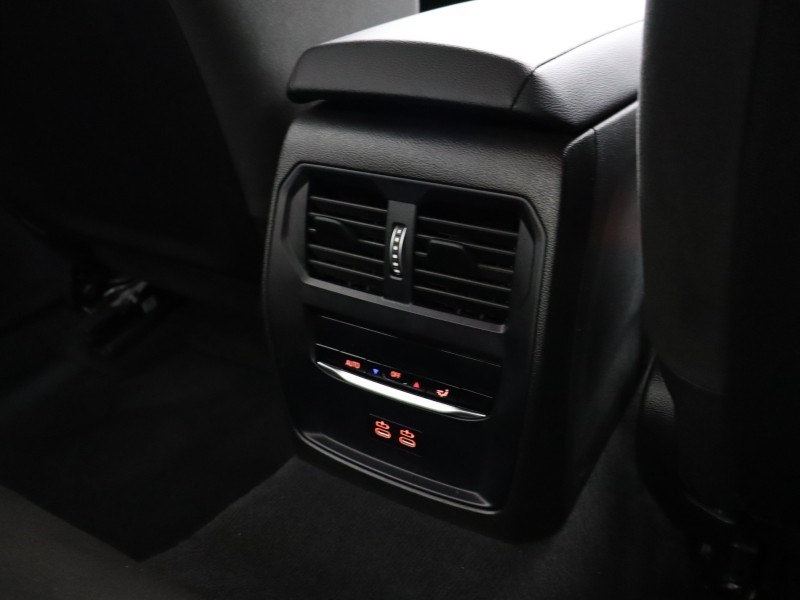 2025 (25) BMW 3 SERIES 320i M Sport 4dr Step Auto 4736369