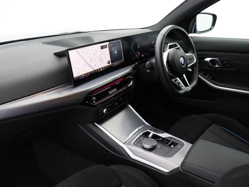 2025 (25) BMW 3 SERIES 320i M Sport 4dr Step Auto 4736368