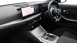 2025 (25) BMW 3 SERIES 320i M Sport 4dr Step Auto 4736368