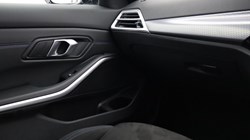 2025 (25) BMW 3 SERIES 320i M Sport 4dr Step Auto 4736390