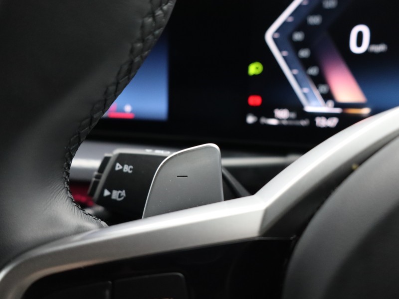 2025 (25) BMW 3 SERIES 320i M Sport 4dr Step Auto 4736405