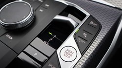 2025 (25) BMW 3 SERIES 320i M Sport 4dr Step Auto 4736397