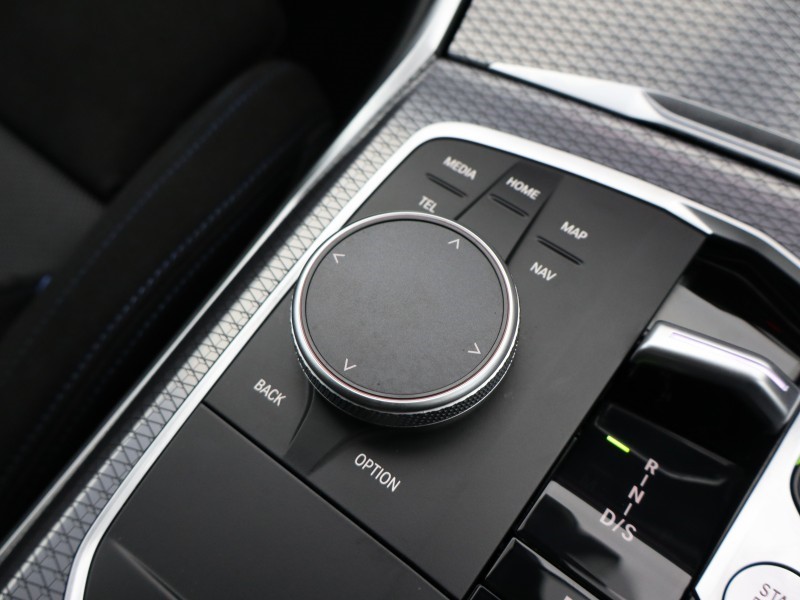 2025 (25) BMW 3 SERIES 320i M Sport 4dr Step Auto 4736395