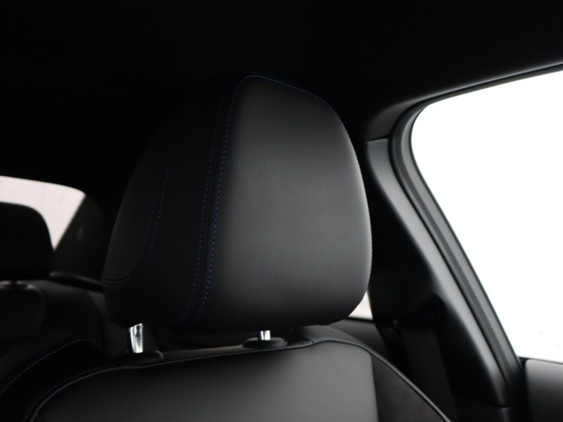 2023 (73) BMW 2 SERIES 230i M Sport 2dr Step Auto 4751867