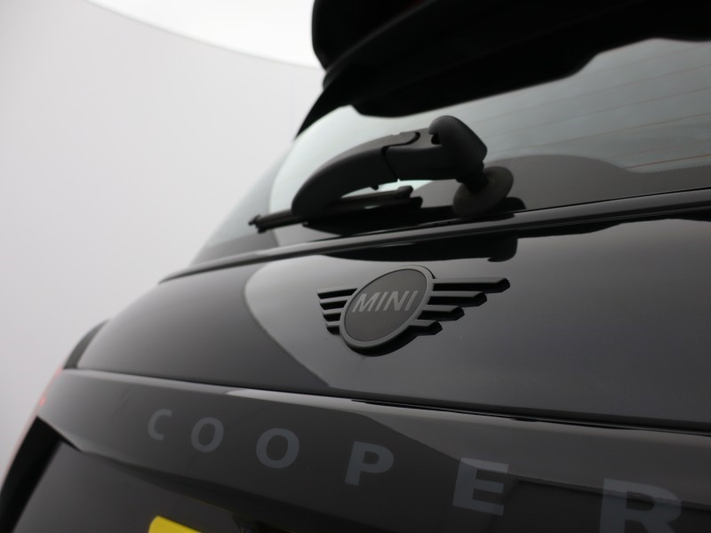 2024 (24) MINI COOPER 1.5 C Sport 3dr Auto 4836726