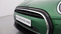 2022 (72) MINI HATCHBACK 1.5 Cooper Exclusive 5dr Auto 4786599