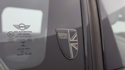 2022 (72) MINI HATCHBACK 1.5 Cooper Exclusive 5dr Auto 4786655