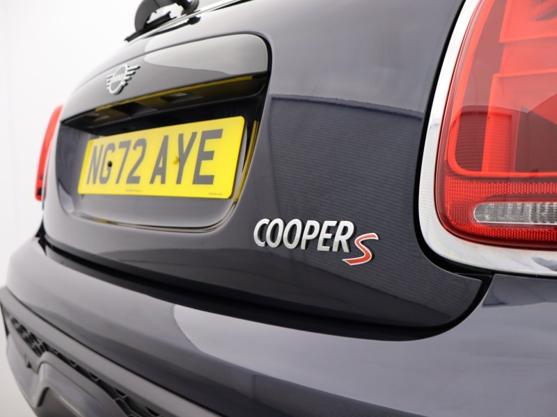 2022 (72) MINI HATCHBACK 2.0 Cooper S Exclusive 3dr Auto 4892604