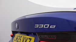 2025 (25) BMW 3 SERIES 330e 22.3 kWh M Sport 4dr Step Auto 4877537