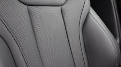 2025 (25) BMW 3 SERIES 330e 22.3 kWh M Sport 4dr Step Auto 4877585