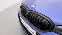 2025 (25) BMW 3 SERIES 330e 22.3 kWh M Sport 4dr Step Auto 4877544