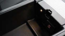 2025 (25) BMW 3 SERIES 330e 22.3 kWh M Sport 4dr Step Auto 4877588