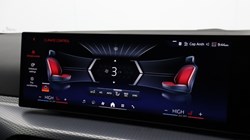 2025 (25) BMW 3 SERIES 330e 22.3 kWh M Sport 4dr Step Auto 4877580