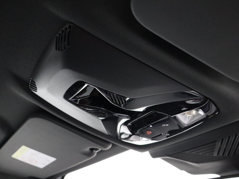 2024 (24) BMW X1 sDrive 20i MHT M Sport 5dr Step Auto 4775547