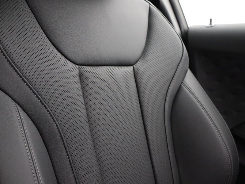 2025 (75) BMW 2 SERIES 220i M Sport 2dr Step Auto 5074771