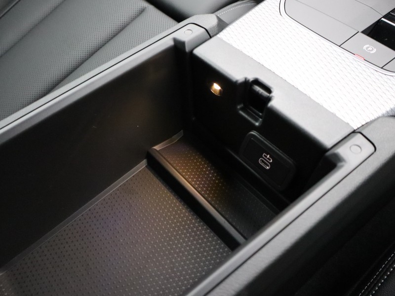 2025 (75) BMW 2 SERIES 220i M Sport 2dr Step Auto 5074767