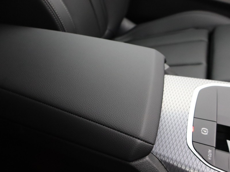 2025 (75) BMW 2 SERIES 220i M Sport 2dr Step Auto 5074766