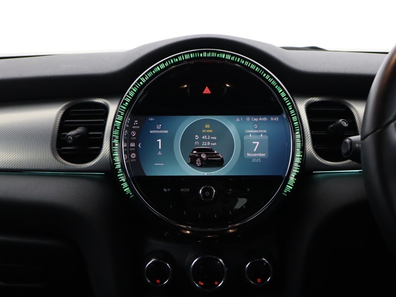 2022 (22) MINI HATCHBACK 1.5 Cooper Exclusive 5dr Auto 4756734