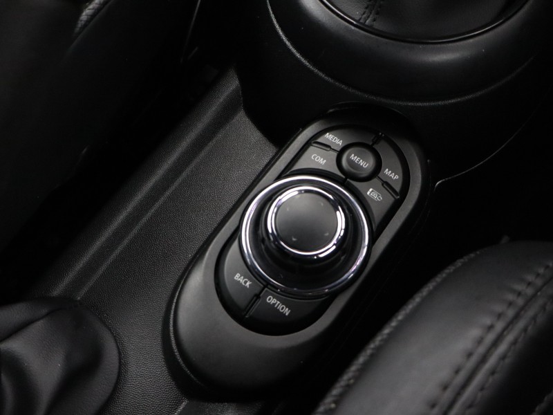 2022 (22) MINI HATCHBACK 1.5 Cooper Exclusive 5dr Auto 4756749