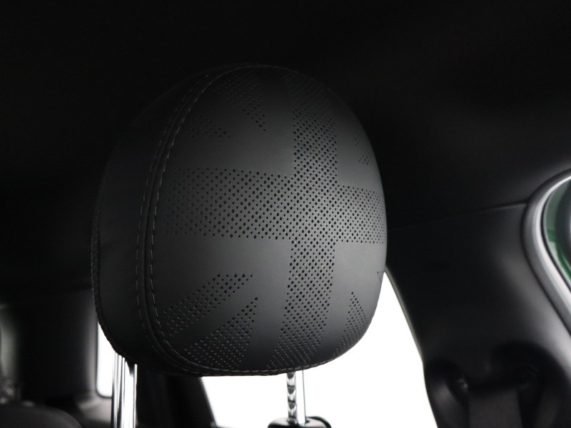 2022 (22) MINI HATCHBACK 1.5 Cooper Exclusive 5dr Auto 4756756