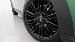 2022 (22) MINI HATCHBACK 1.5 Cooper Exclusive 5dr Auto 4756718