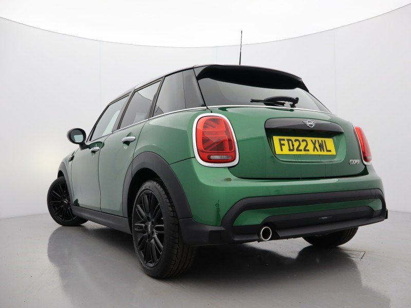 2022 (22) MINI HATCHBACK 1.5 Cooper Exclusive 5dr Auto 4756720